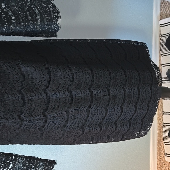 WHBM Scalloped Victorian Lace 3/4 Sleeve Midi Dress Lined Size Small - Picture 12 of 15